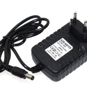 Fuente conmutada 220V 5v 3A salida plug